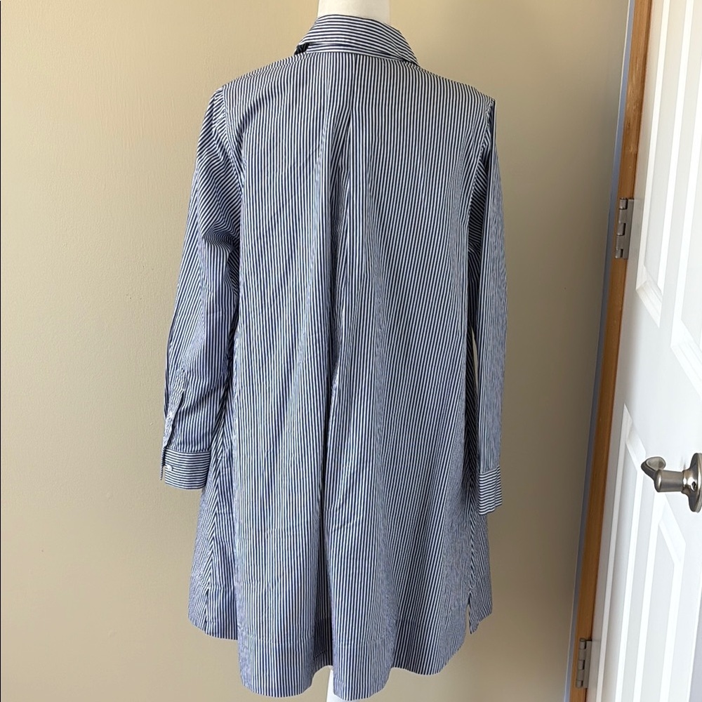 Old Navy Calla Lilly Blue and White Striped Dress - Picture 2 of 15
